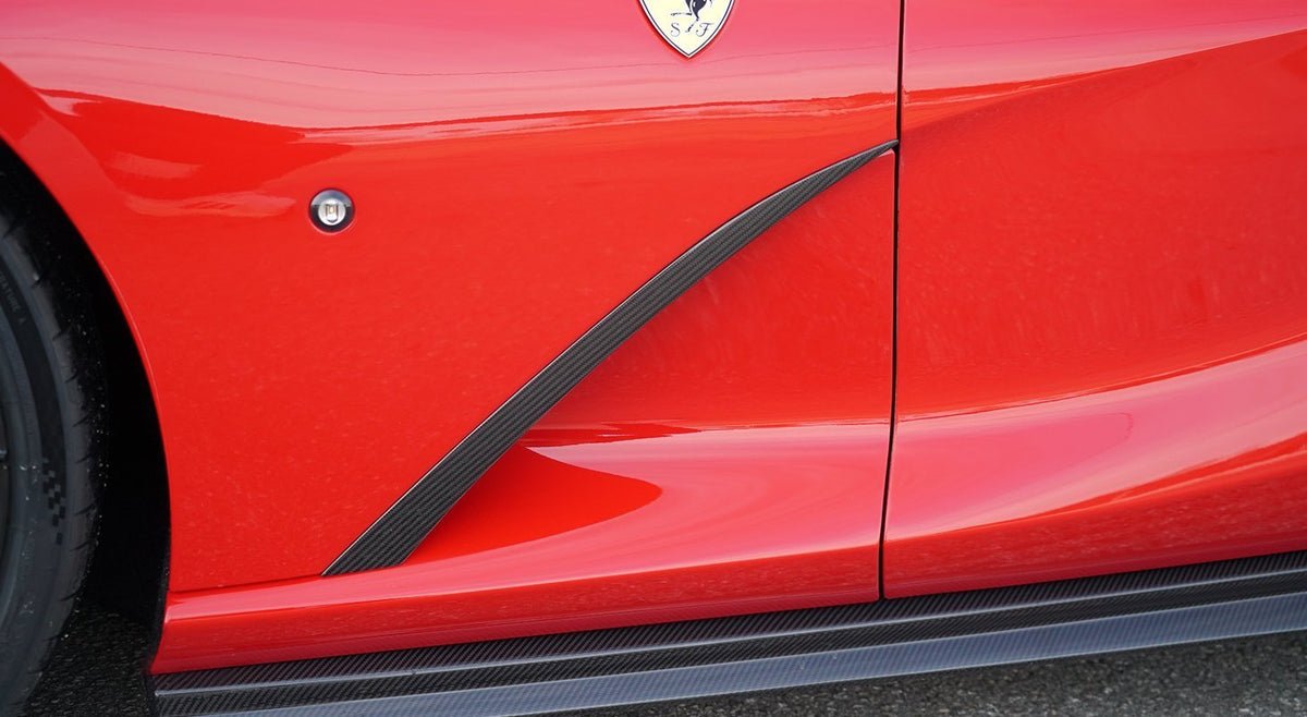 NOVITEC Wkłady wylotów powietrza przednich błotników carbon – Ferrari 812 – zdjęcie 2