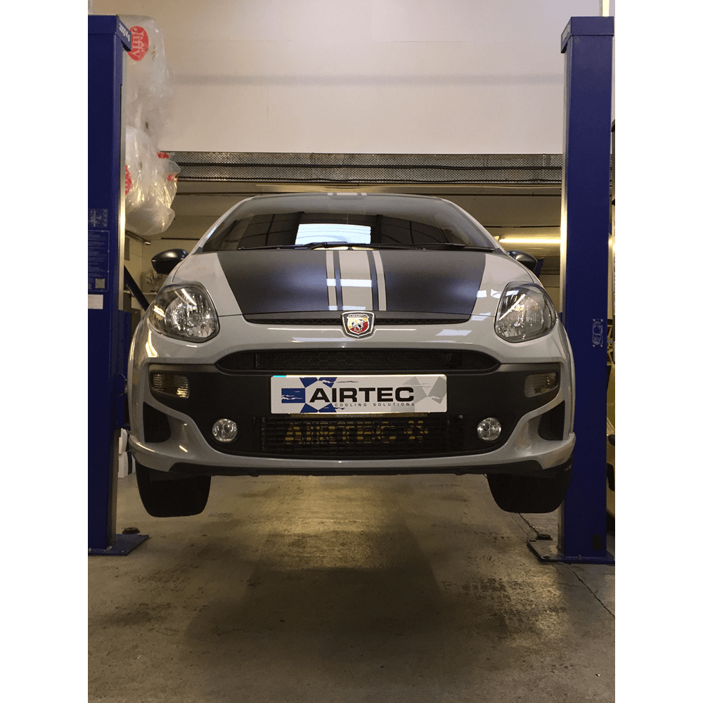 AIRTEC Motorsport Intercooler do Fiat Punto Abarth (6)