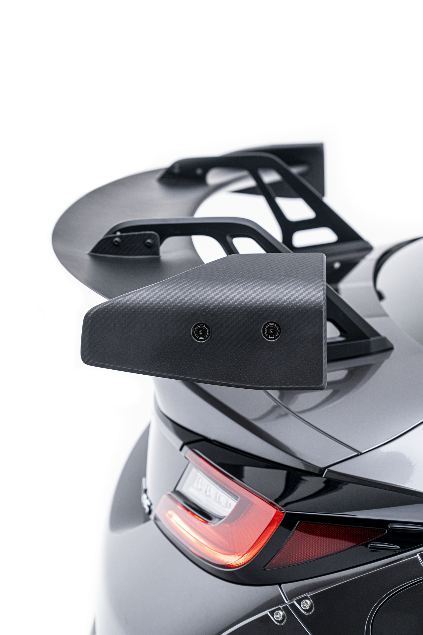 Subaru BRZ / Toyota GR86 – skrzydło Swan Neck AT-R1 carbon ADRO