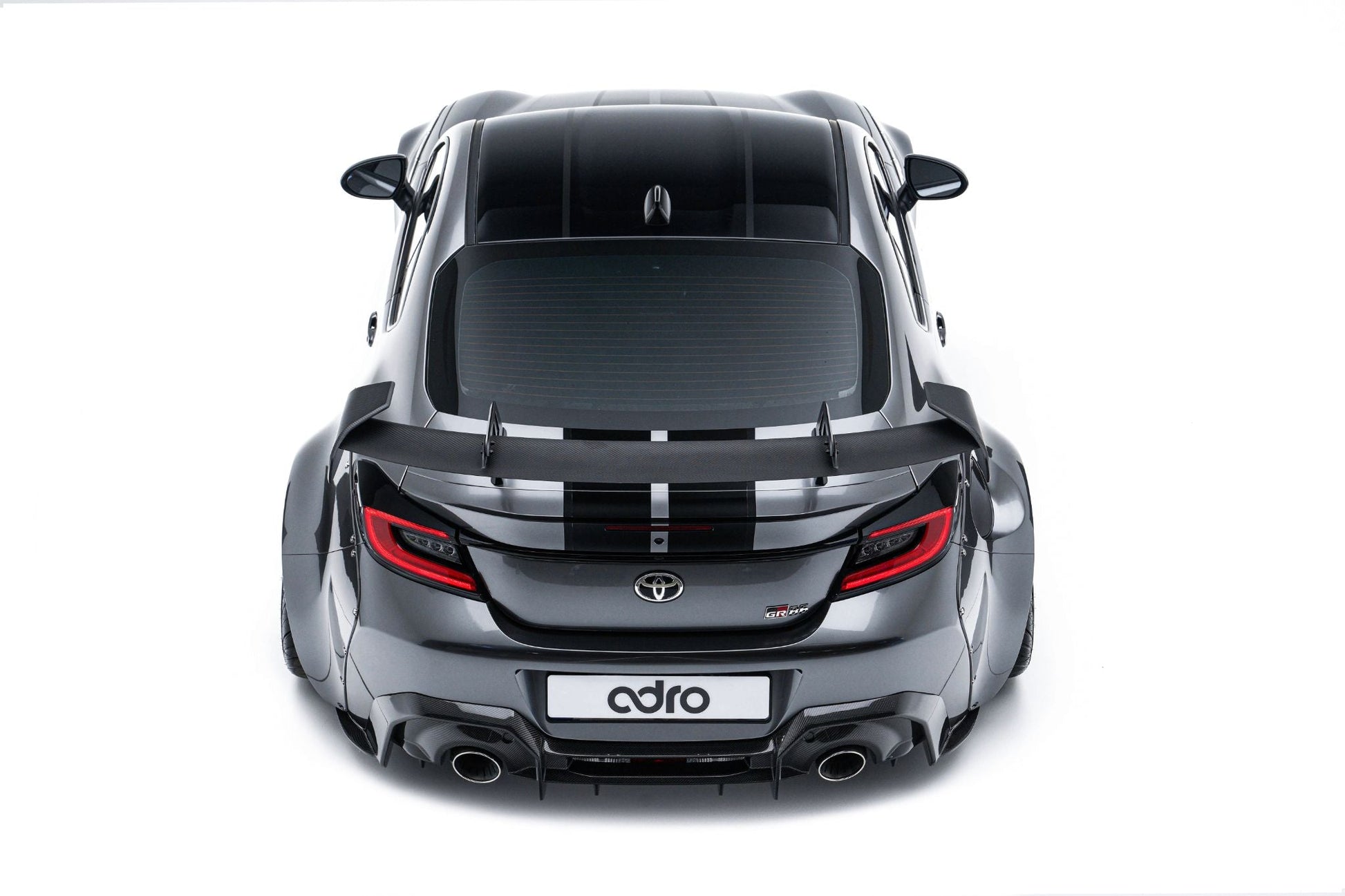 Subaru BRZ / Toyota GR86 – skrzydło Swan Neck AT-R1 carbon ADRO