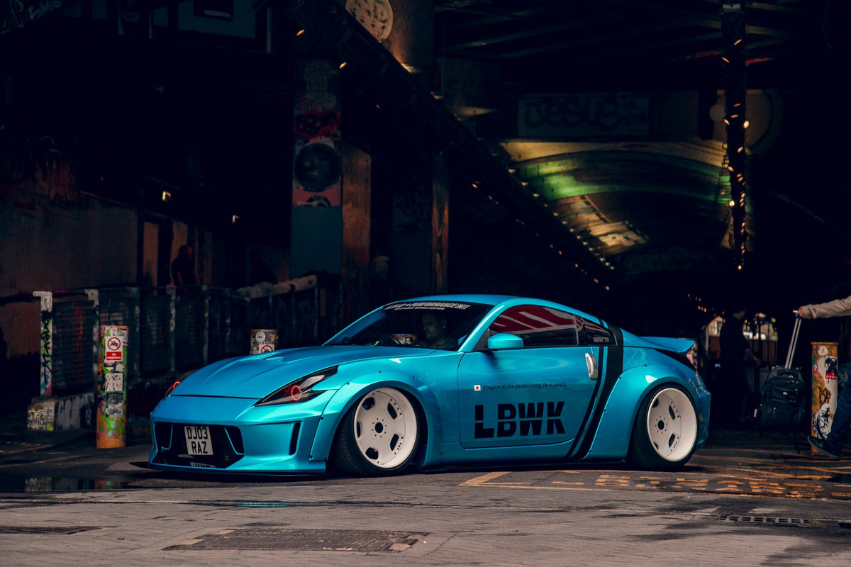 Nissan 350Z (Z33) – bodykit widebody LB-Nation konwersja na 370Z Liberty Walk – zdjęcie 1
