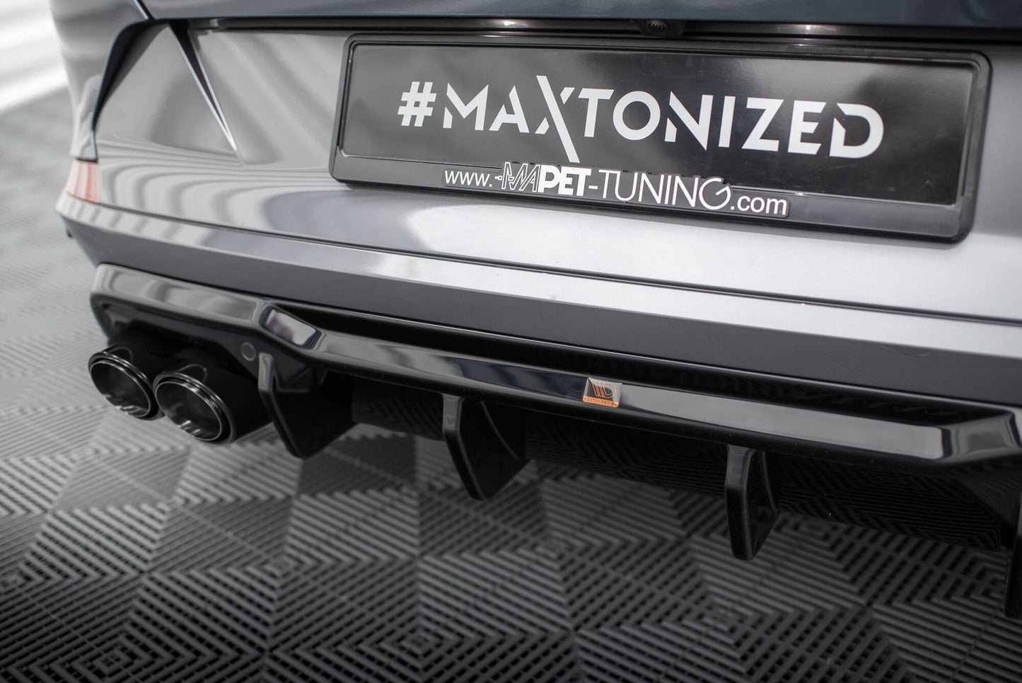 Dokładka Tylna V.3 + Wydech Cupra Formentor VZ Mk1 Maxton