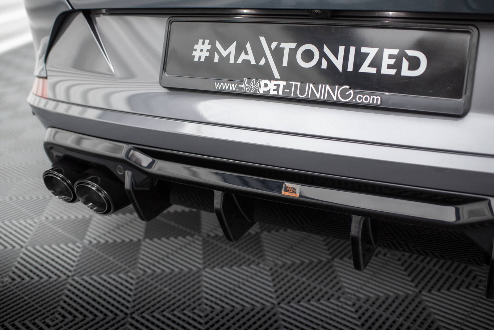 Dokładka Tylna V.3 + Wydech Cupra Formentor VZ Mk1 Maxton