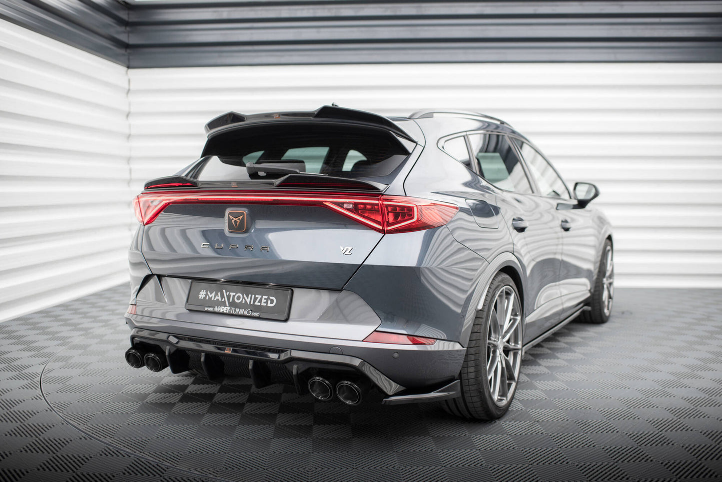Dokładka Tylna V.3 + Wydech Cupra Formentor VZ Mk1 Maxton