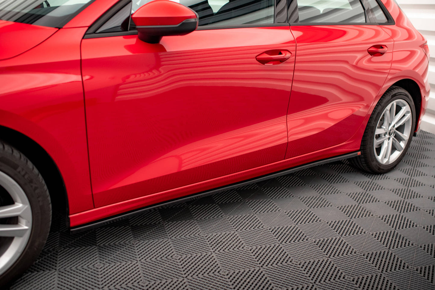 Dokładki Progów Audi A3 8Y Maxton Design