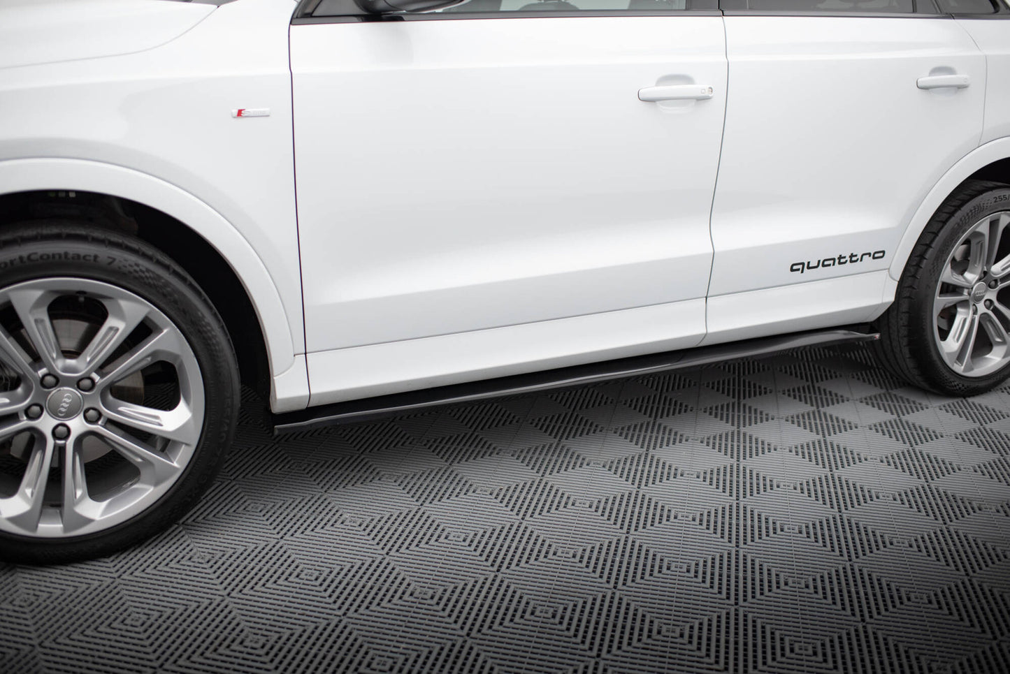 Dokładki Progów Audi Q3 S-line 8U Maxton Design