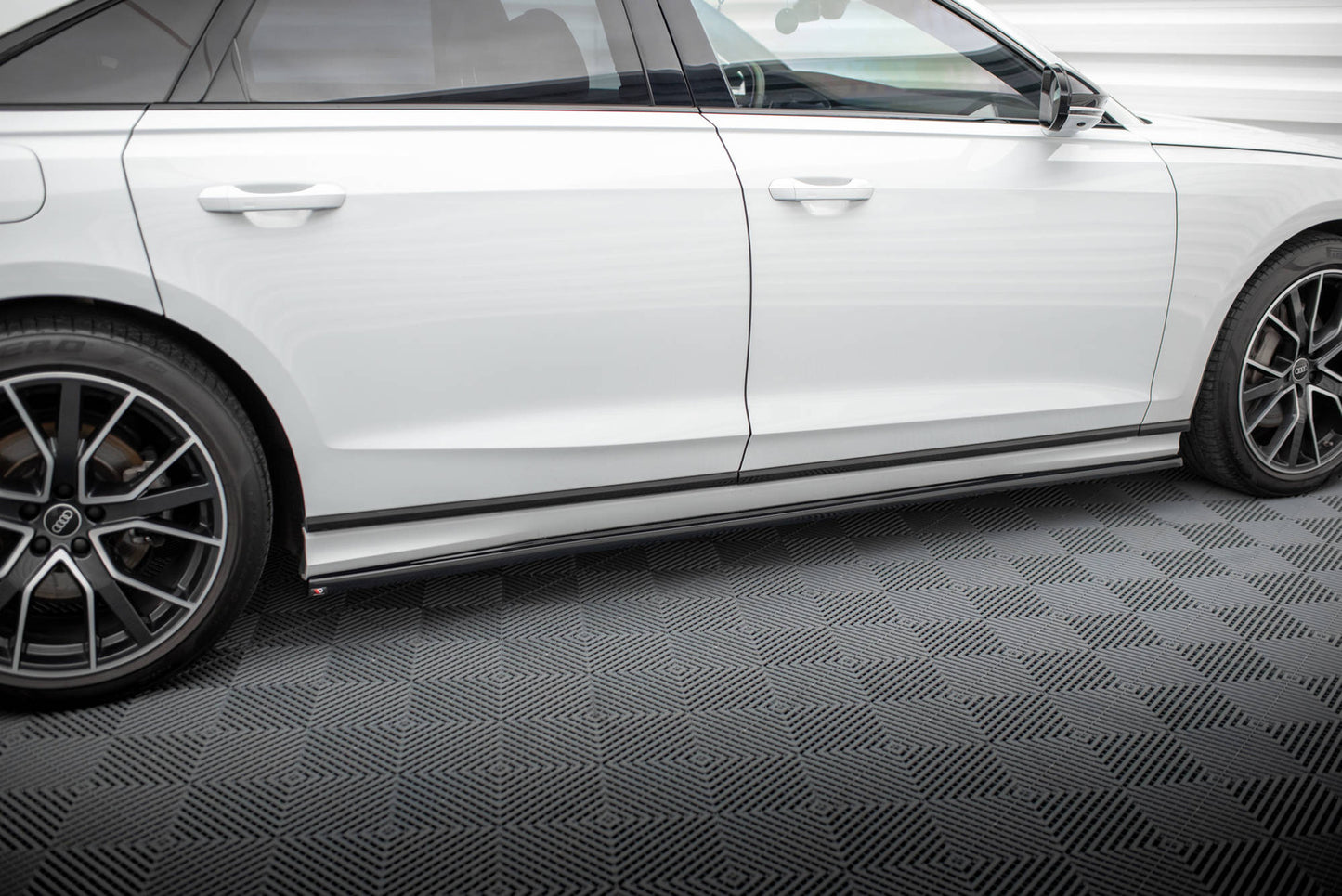 Dokładki Progów Audi S8/A8 S-Line D5 Facelift Maxton