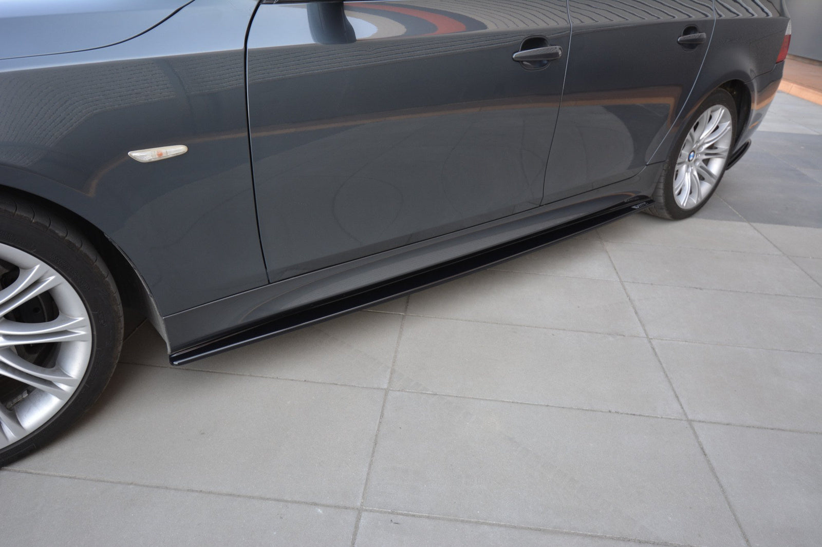 Dokładki Progów BMW 5 E60/E61 M-Pack Maxton Design