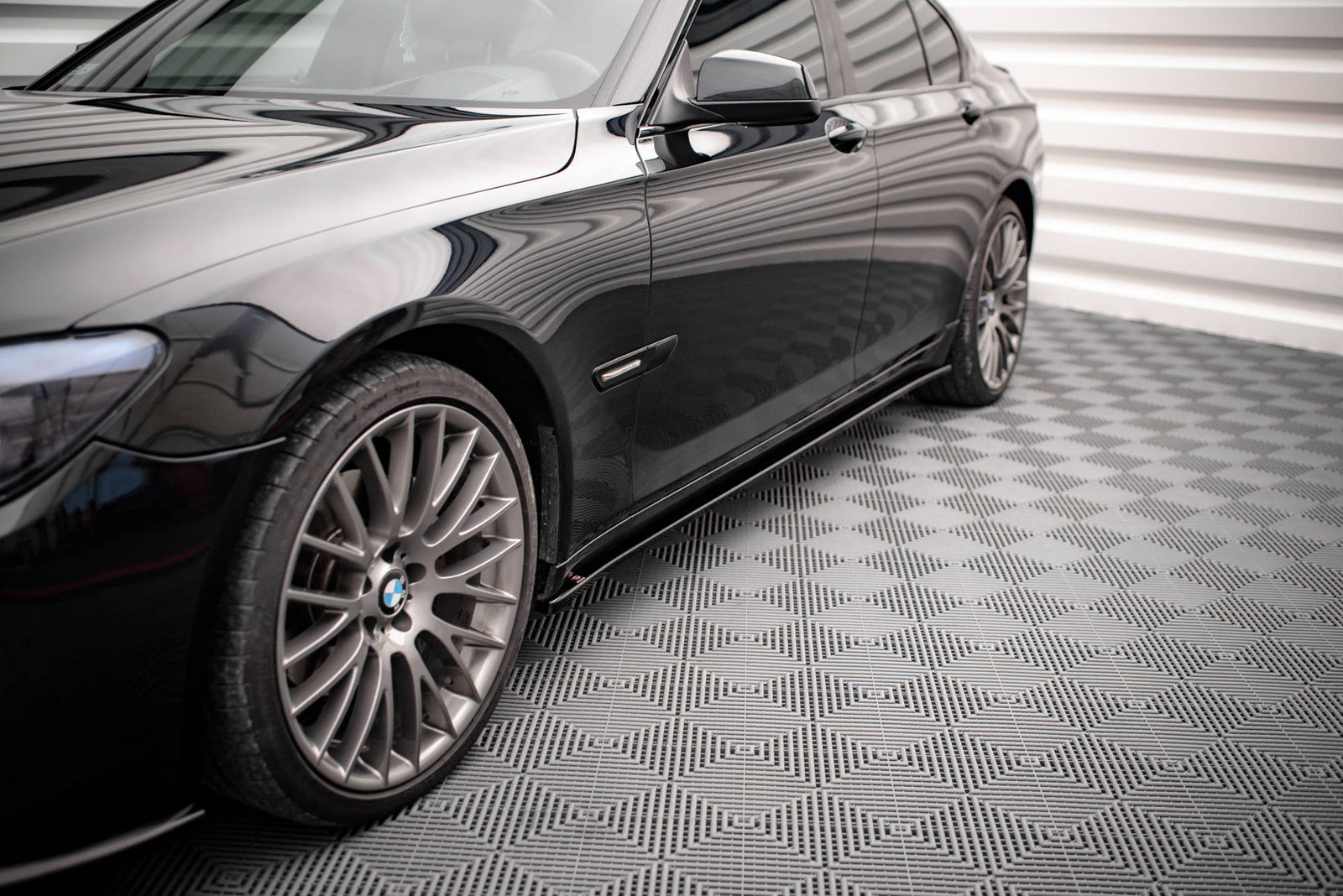 Dokładki Progów BMW 7 F01 M-Pack Maxton Design