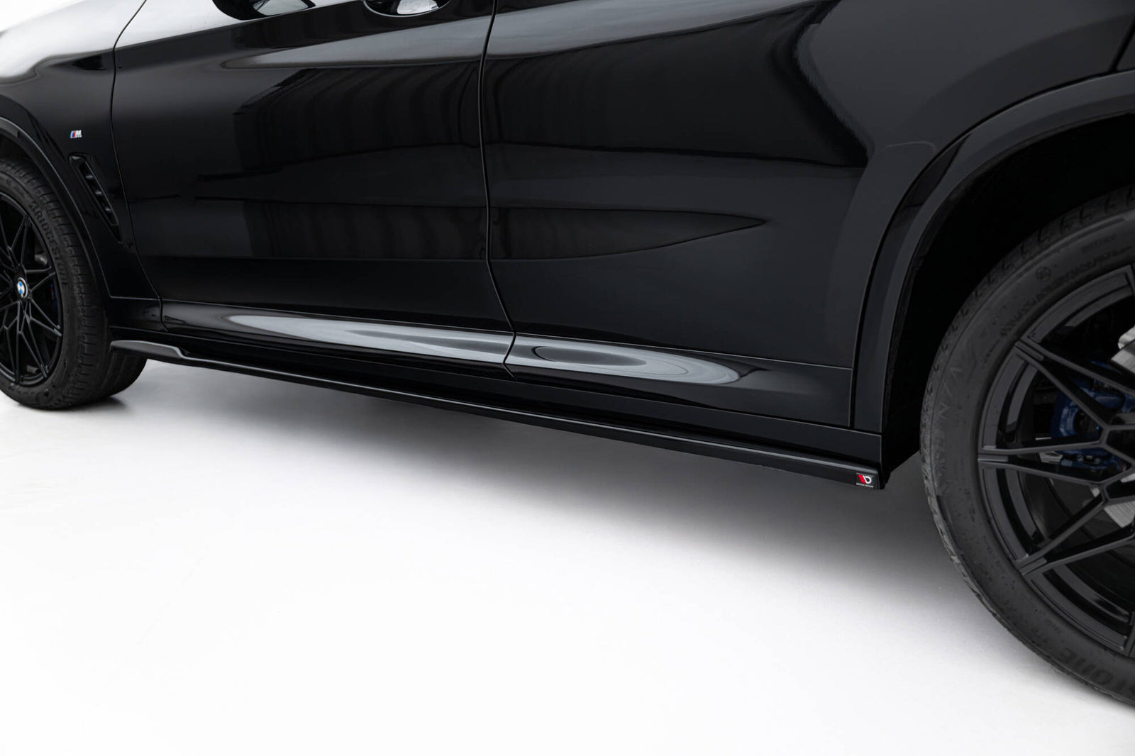 Dokładki Progów BMW X4 G02 Facelift M-Pack Maxton Design
