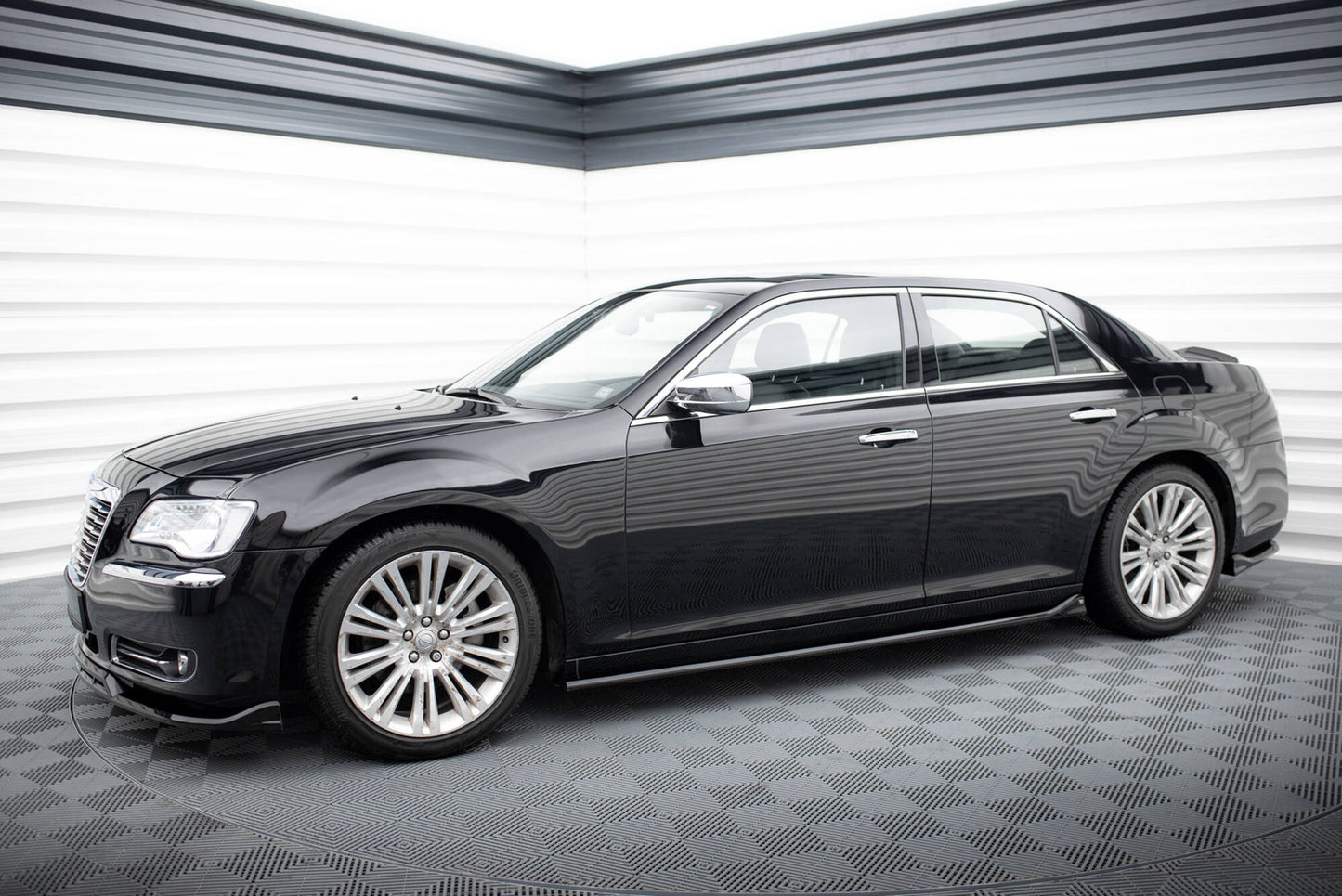 Dokładki Progów Maxton Design Chrysler 300 Mk2 (2011-2014)