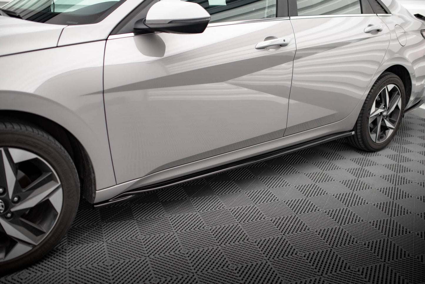 Dokładki Progów Maxton Hyundai Elantra Mk7 Standard