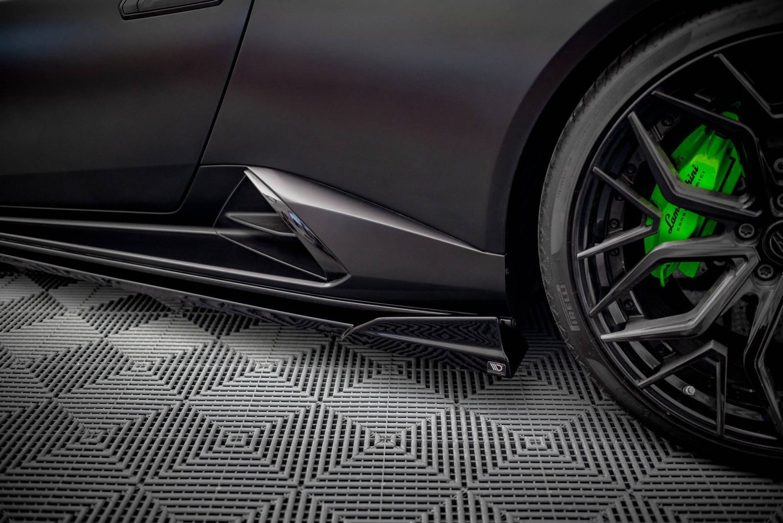 Dokładki Progów Lamborghini Huracan EVO Maxton Design