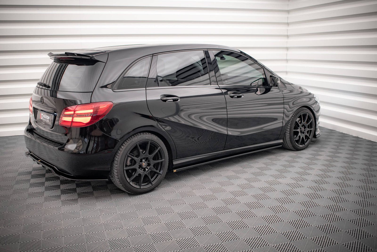 Dokładki Progów Mercedes B W246 Facelift Maxton Design