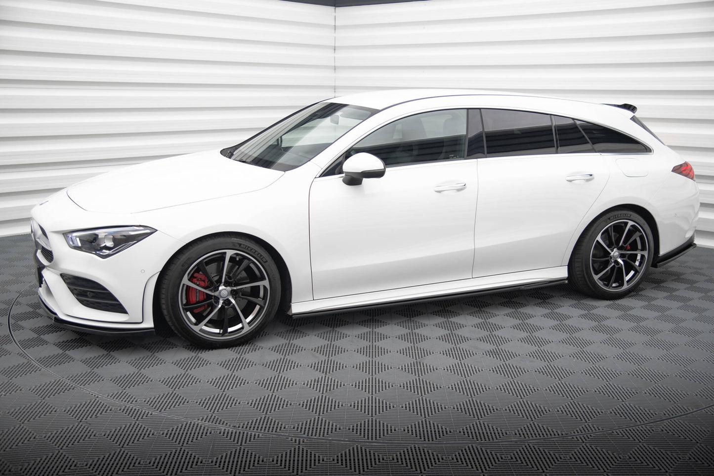 Dokładki Progów Mercedes CLA C118 AMG-Line Maxton
