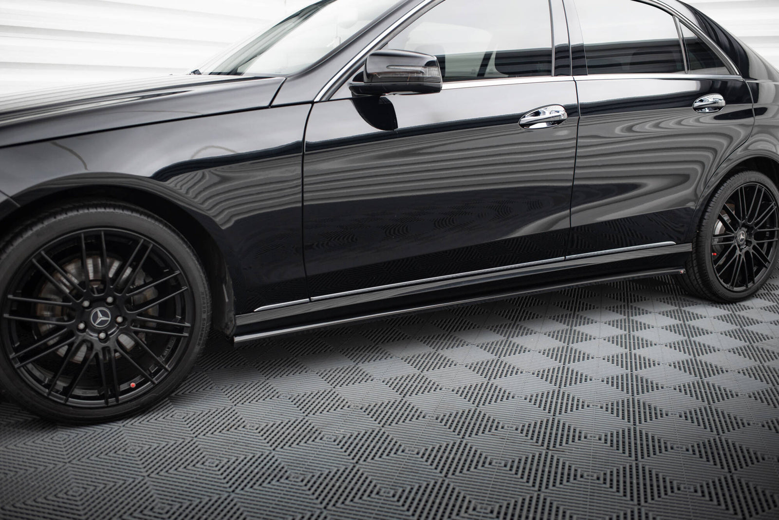 Dokładki Progów Mercedes E W212 Facelift Maxton Design