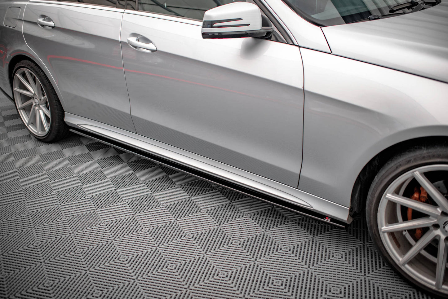 Dokładki Progów Mercedes W212 E63 AMG Maxton Design