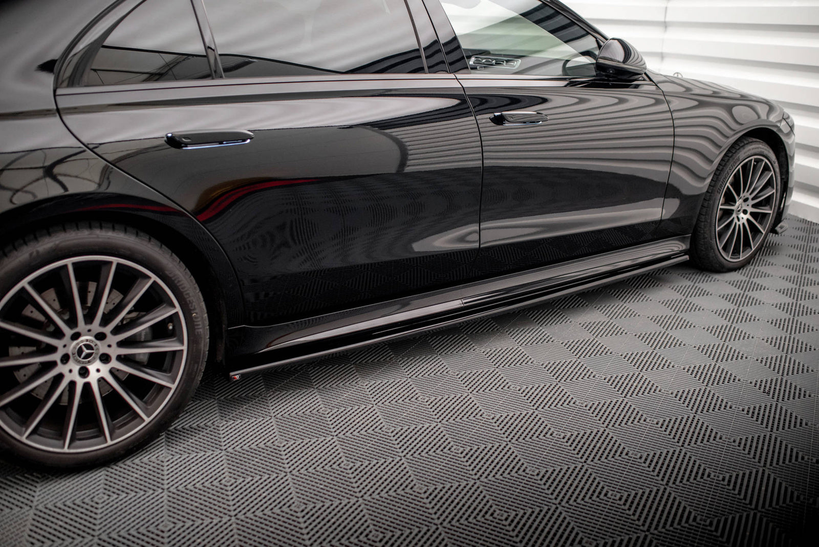 Dokładki Progów Mercedes S Long V223 AMG-Line Maxton