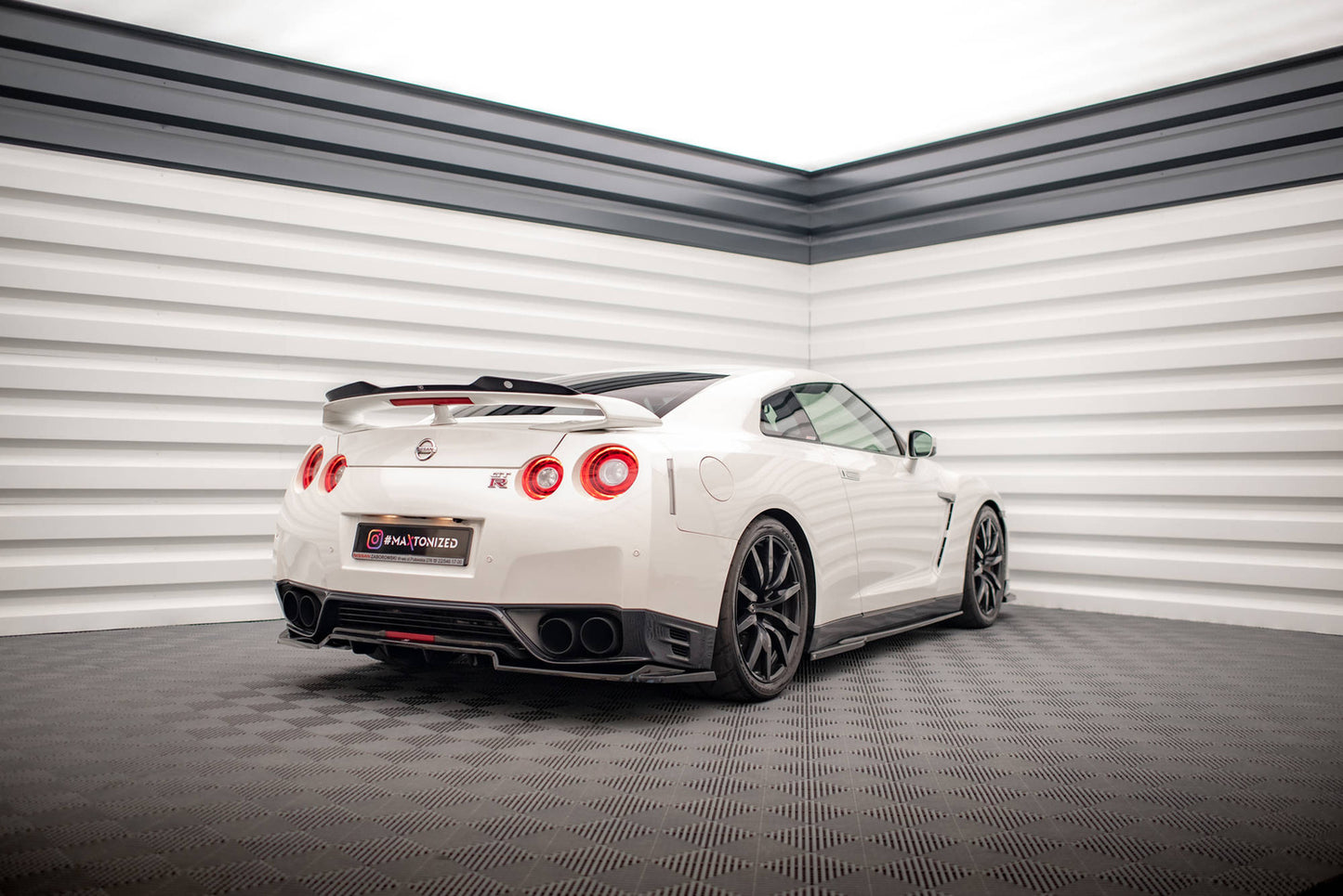 Dokładki Progów Nissan GTR R35 Facelift Maxton Design