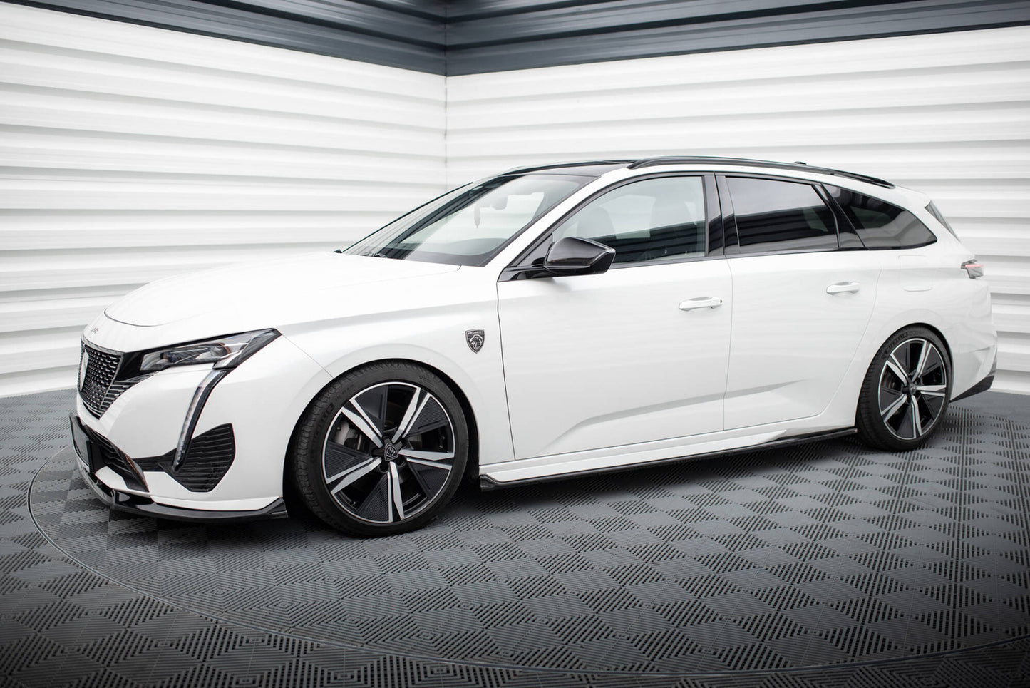 Dokładki Progów Peugeot 308 GT SW Mk3 Maxton Design