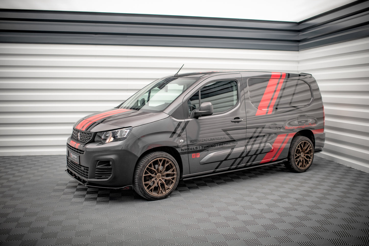 Dokładki Progów Maxton Peugeot Partner Maxi Mk3