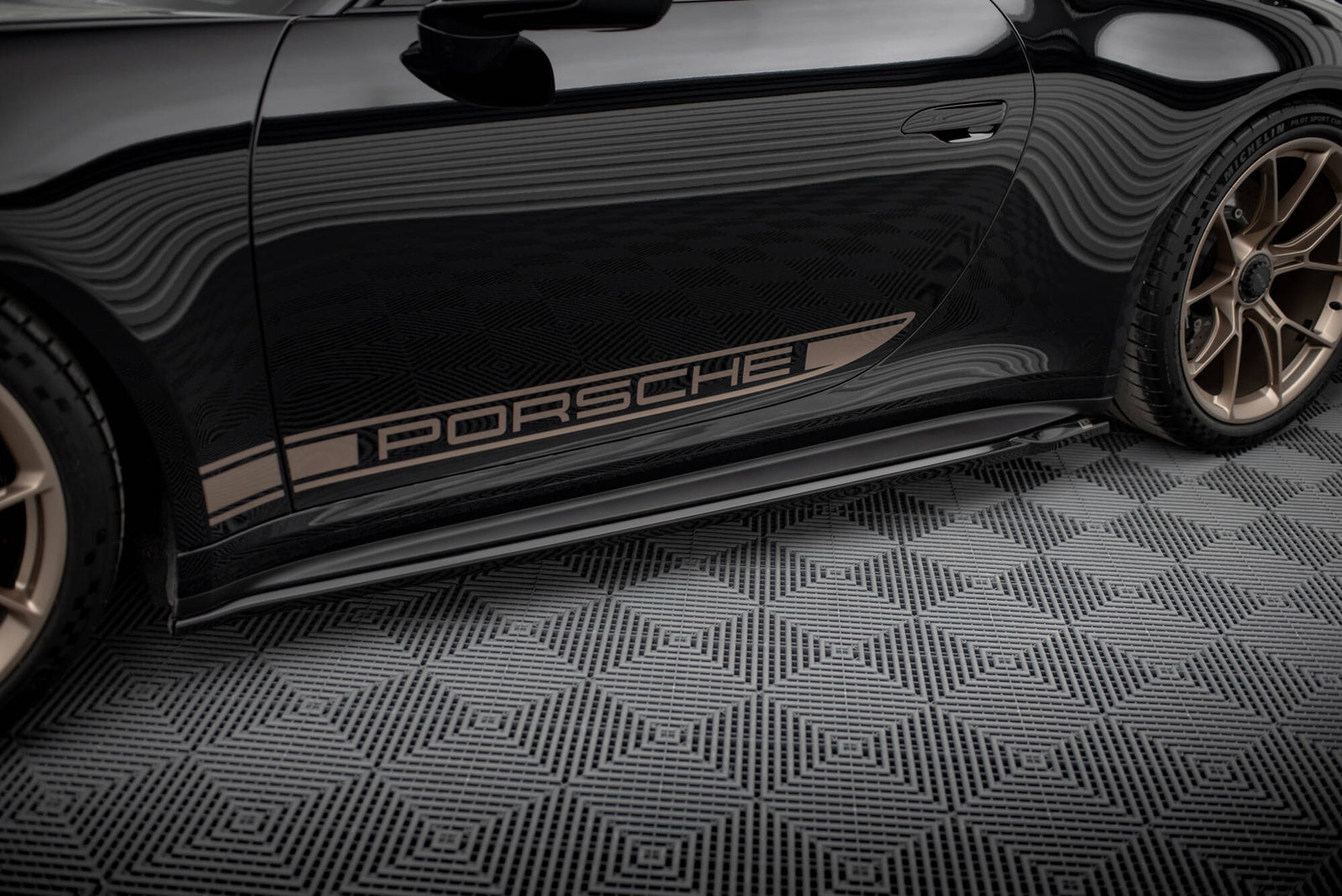 Dokładki Progów Maxton Porsche 911 992 GT3