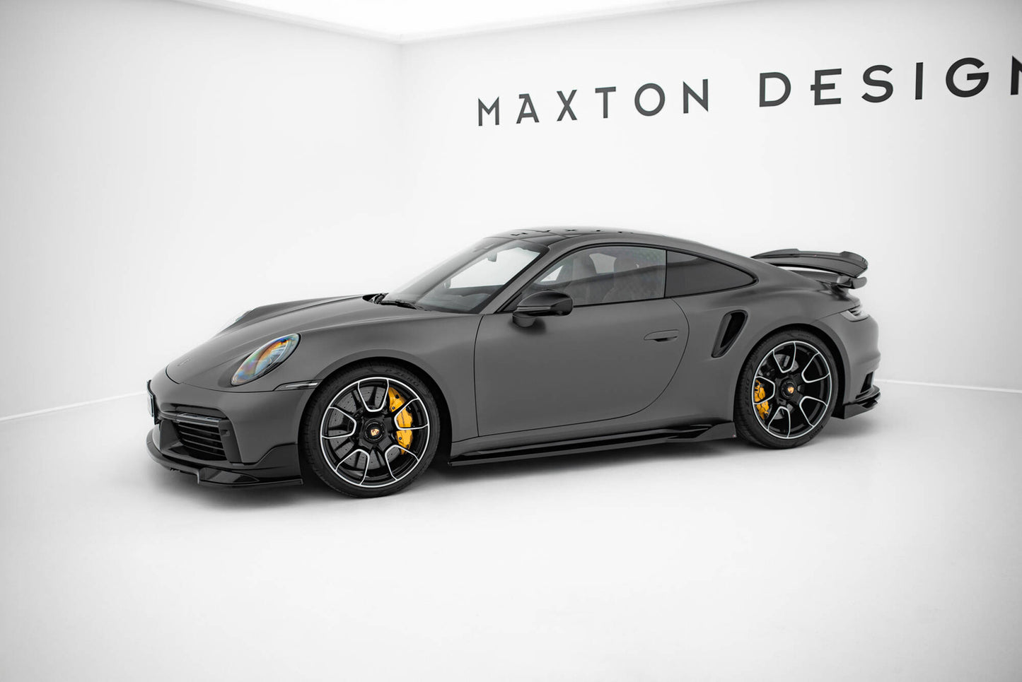 Dokładki Progów Porsche 911 Turbo S 992 Maxton Design