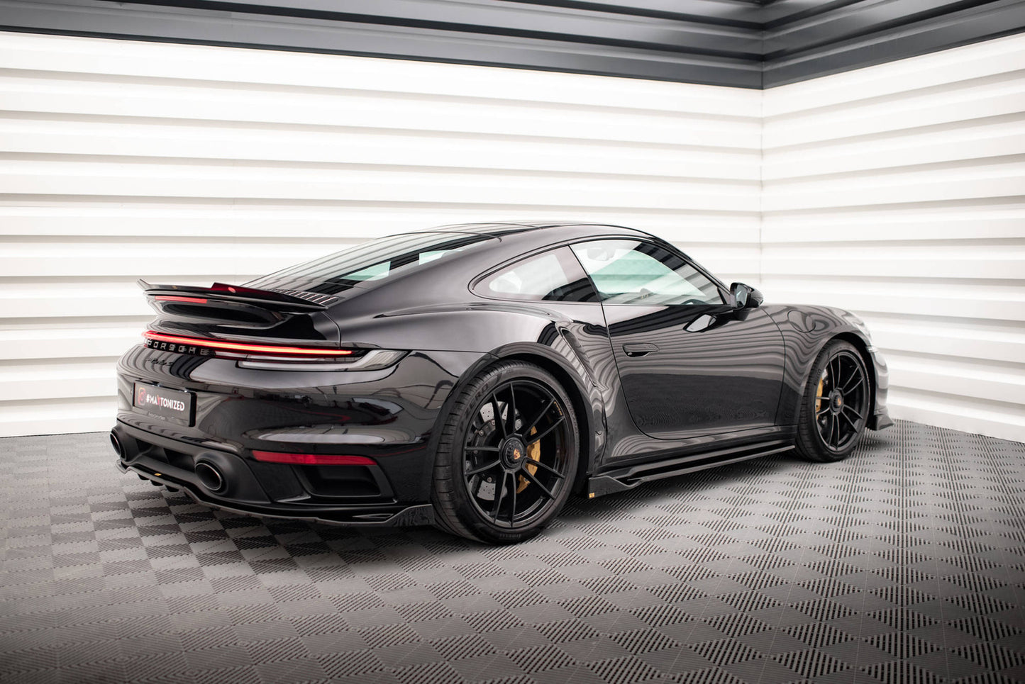 Dokładki Progów Porsche 911 Turbo S 992 Maxton Design