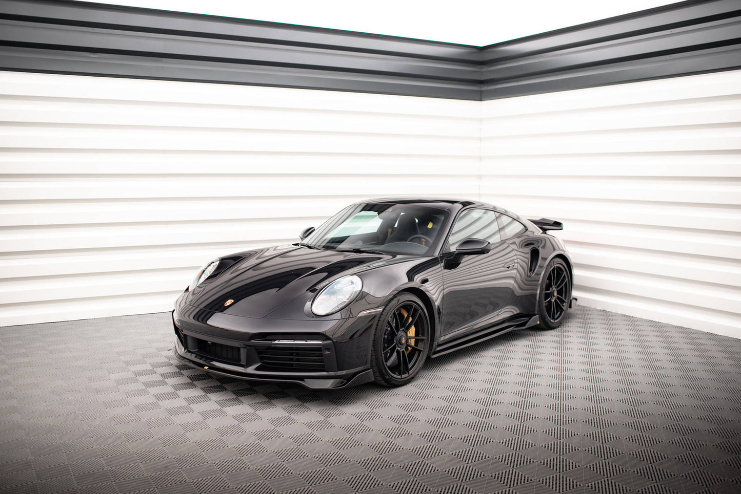 Dokładki Progów Porsche 911 Turbo S 992 Maxton Design
