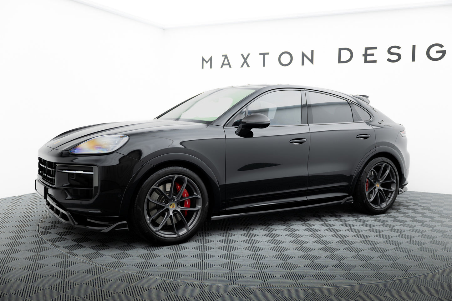 Dokładki Progów Porsche Cayenne Coupe/SUV Mk3 Maxton Design