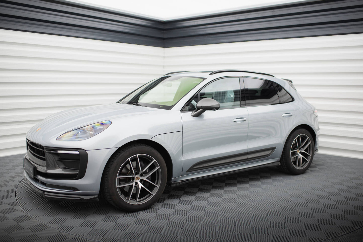 Dokładki Progów Porsche Macan T/GTS Mk1 Facelift 2 Maxton