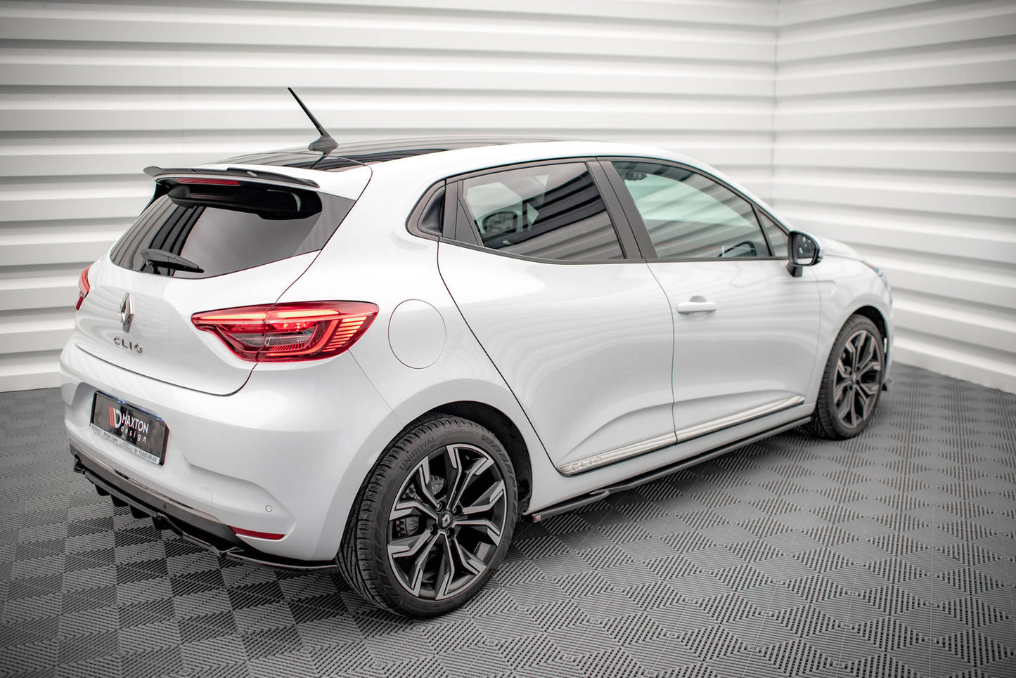 Dokładki Progów Maxton Renault Clio Mk5 Standard