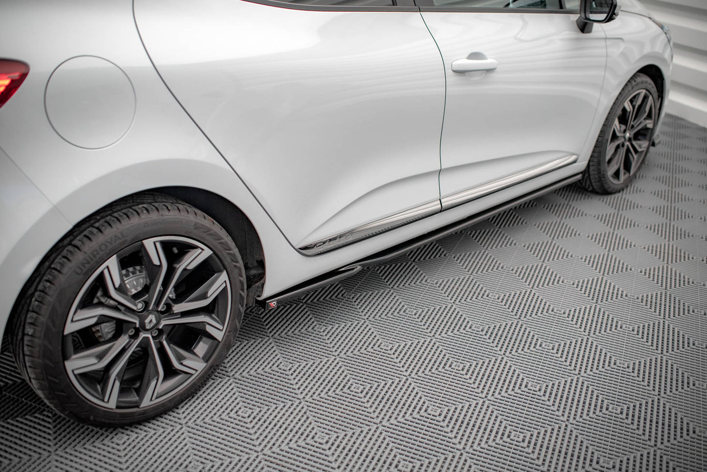 Dokładki Progów Maxton Renault Clio Mk5 Standard