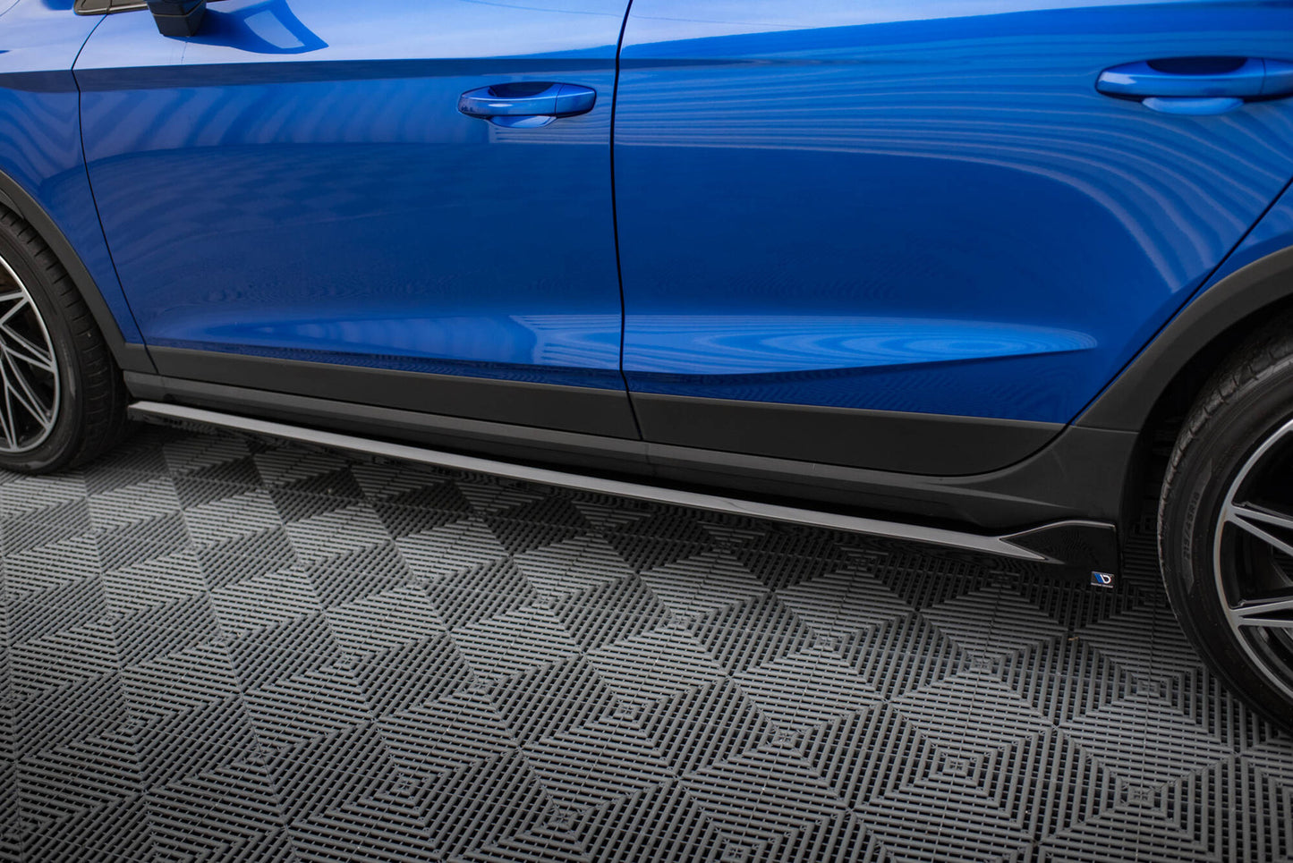 Dokładki Progów Seat Arona FR Mk1 Maxton Design