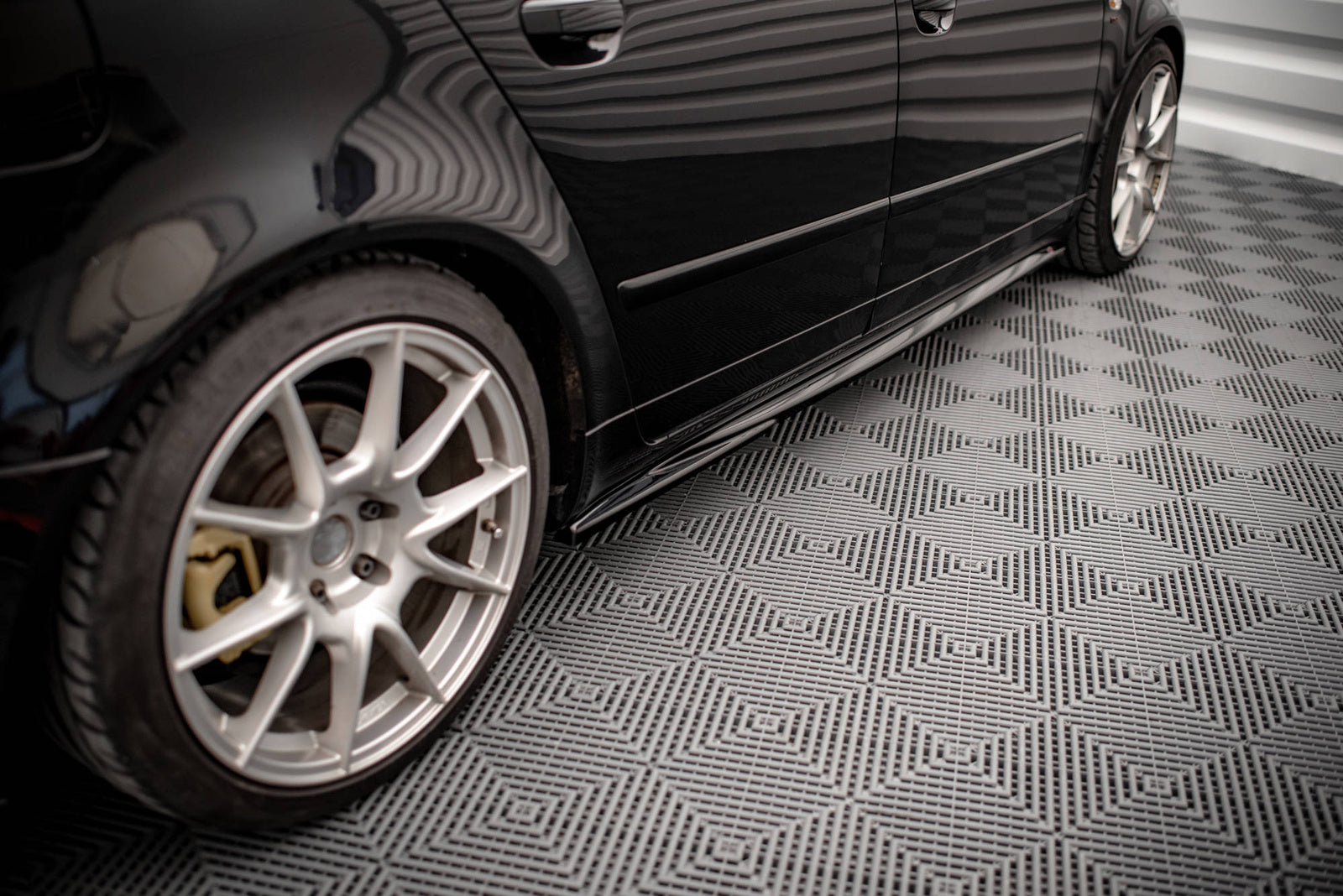 Dokładki Progów Maxton Design Seat Exeo Sedan (2008-2013)