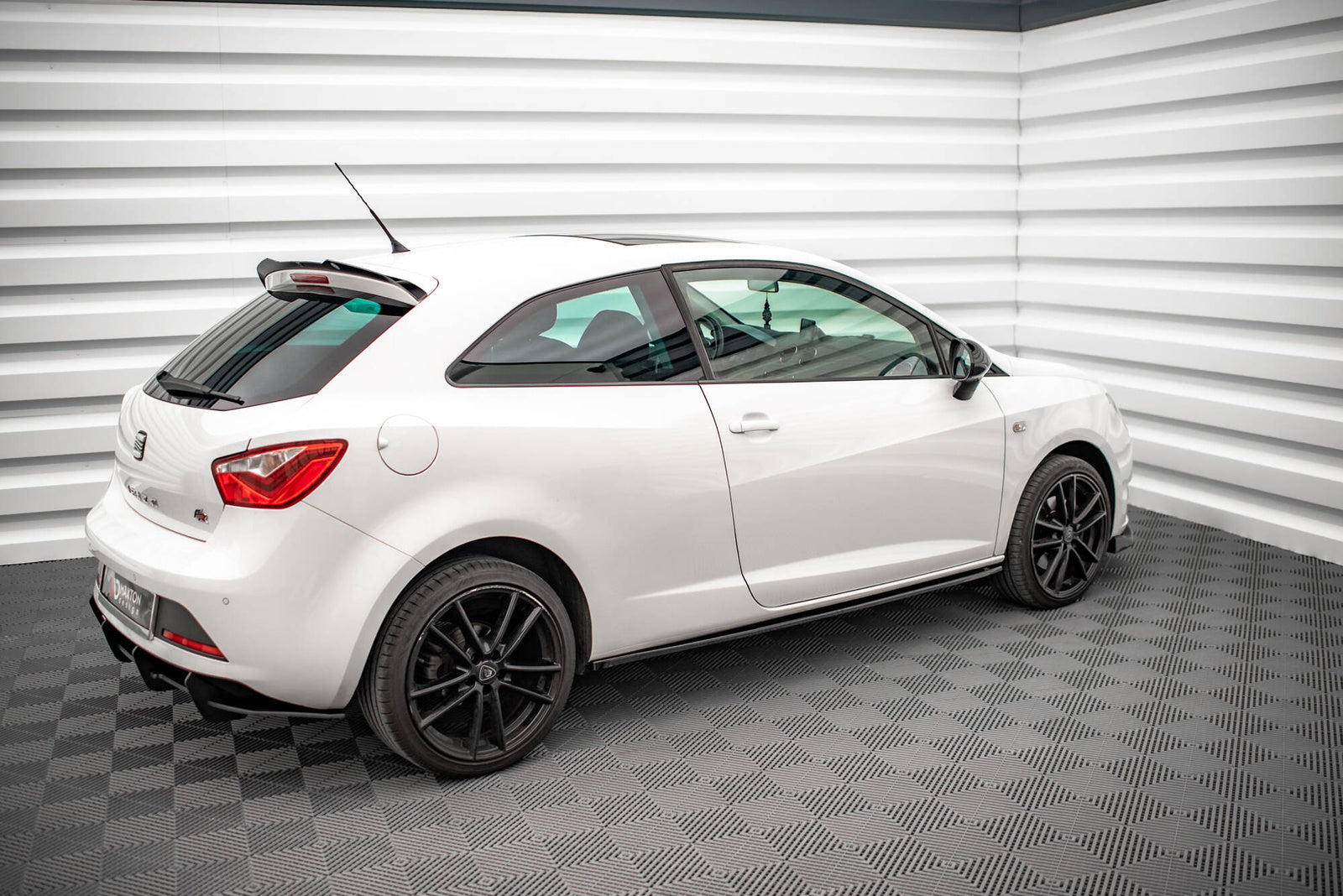 Dokładki Progów Seat Ibiza FR SC Mk4 Facelift Maxton