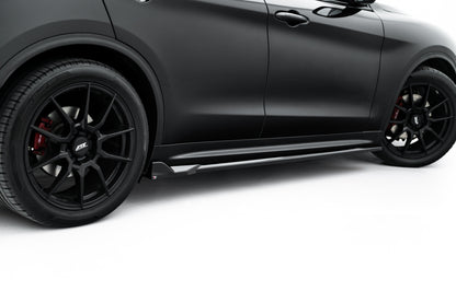 Dokładki Progów Alfa Romeo Stelvio Mk1 Maxton Design V.2