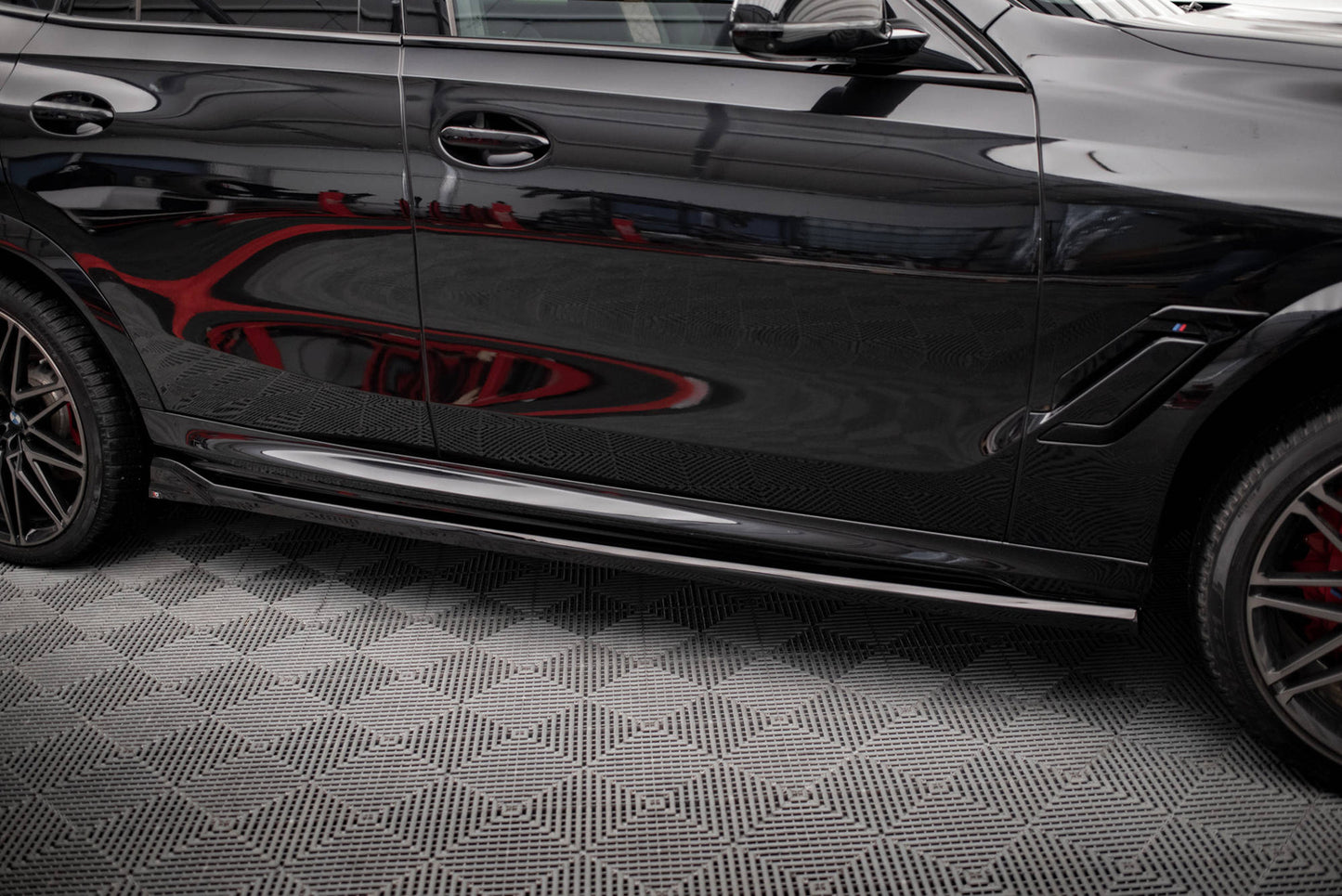 Dokładki Progów BMW X6 M F96 G06 M-Pack Maxton Design