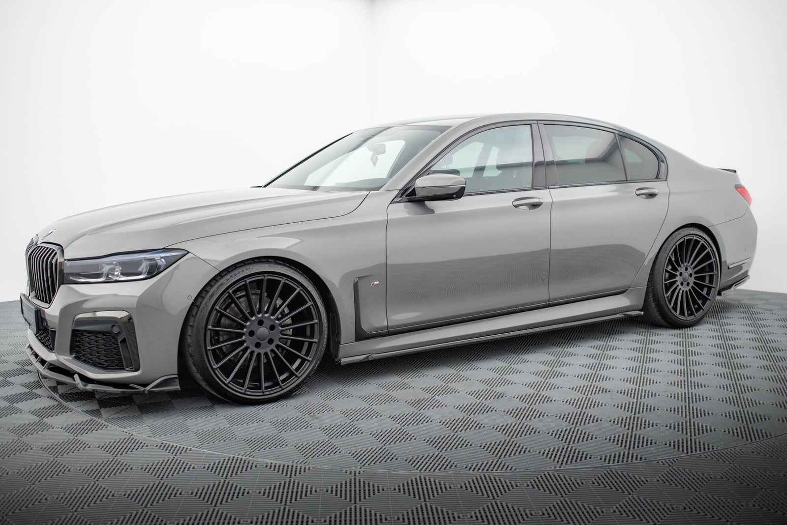 Dokładki Progów BMW 7 G11 M-Pack Maxton Design V.2