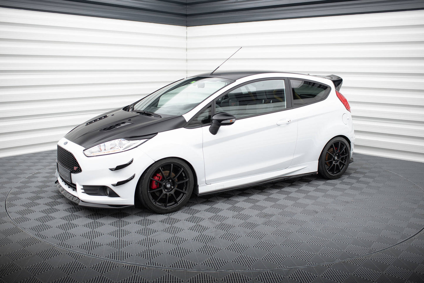 Dokładki Progów Ford Fiesta ST Mk7 Maxton Design V.4