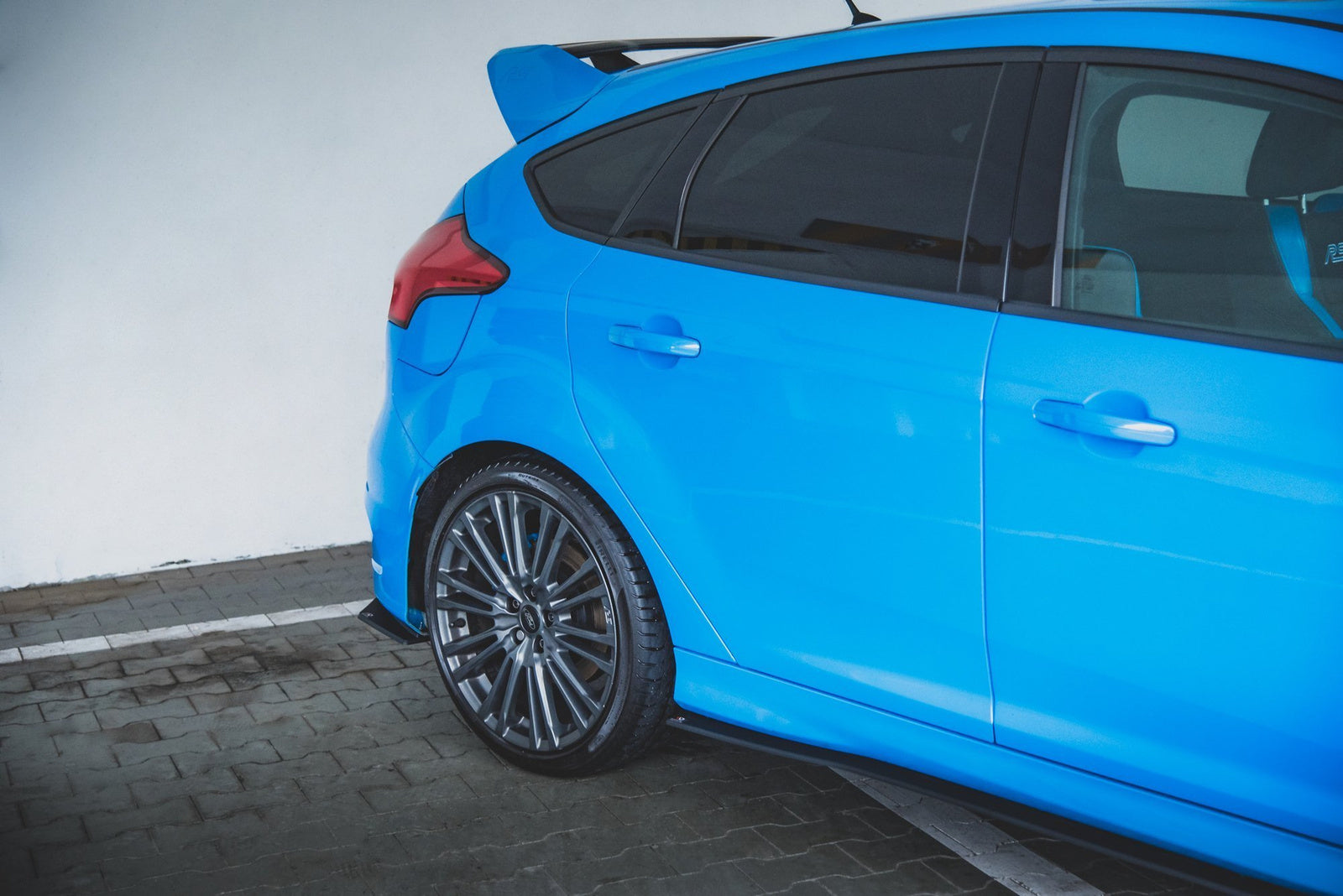 Dokładki Progów Racing Durability Ford Focus RS Mk3 Maxton