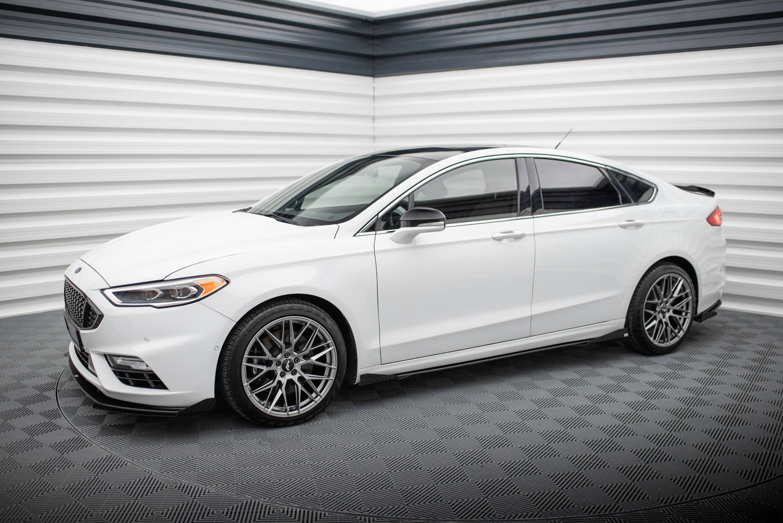 Dokładki Progów Ford Mondeo Sport Mk5 Facelift Maxton