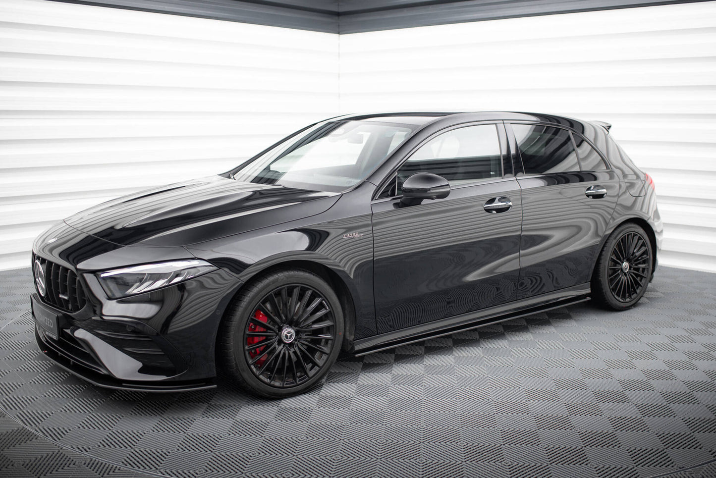 Dokładki Progów Street Pro Mercedes A35 AMG W177 Facelift