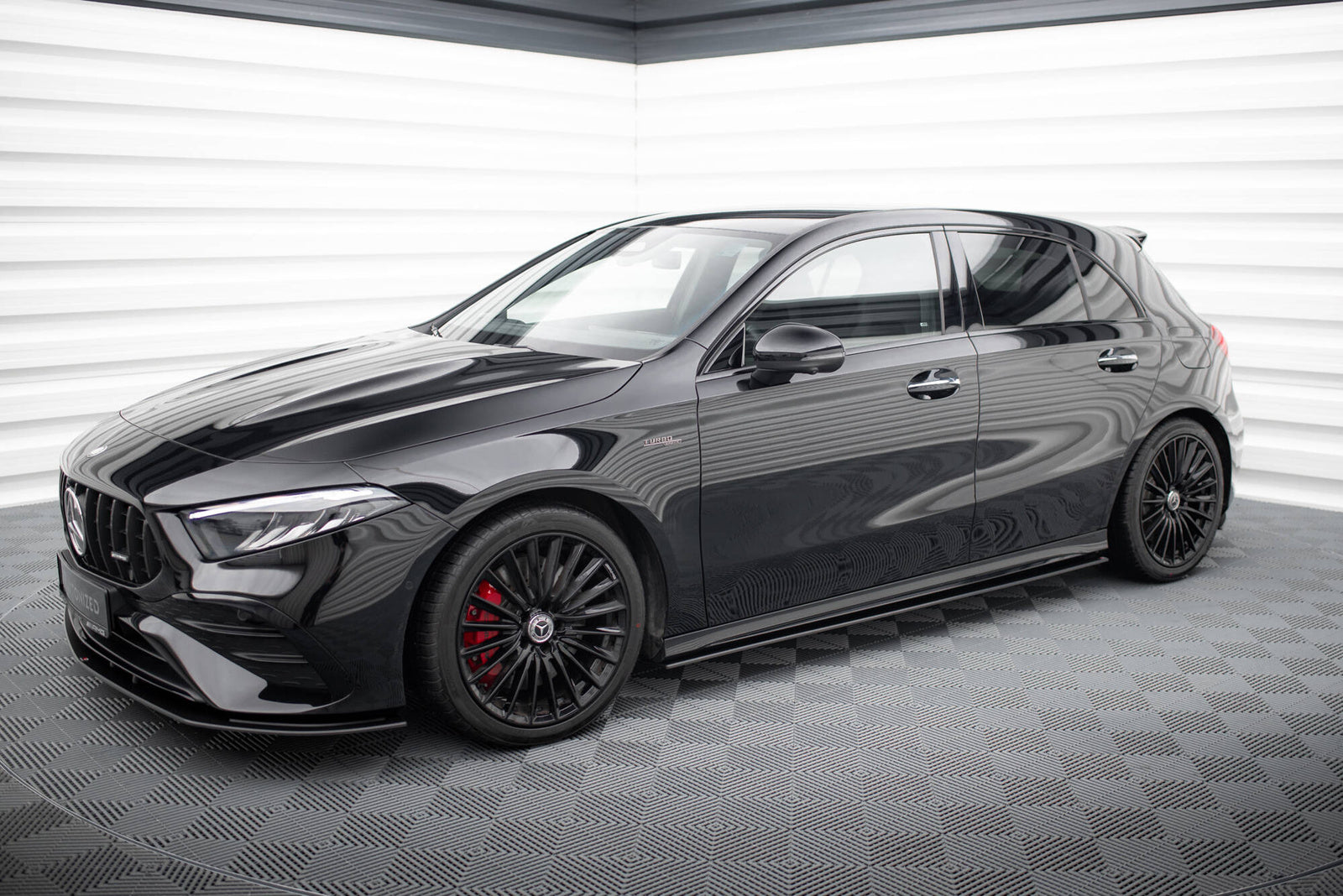 Dokładki Progów Street Pro Mercedes A35 AMG W177 Facelift