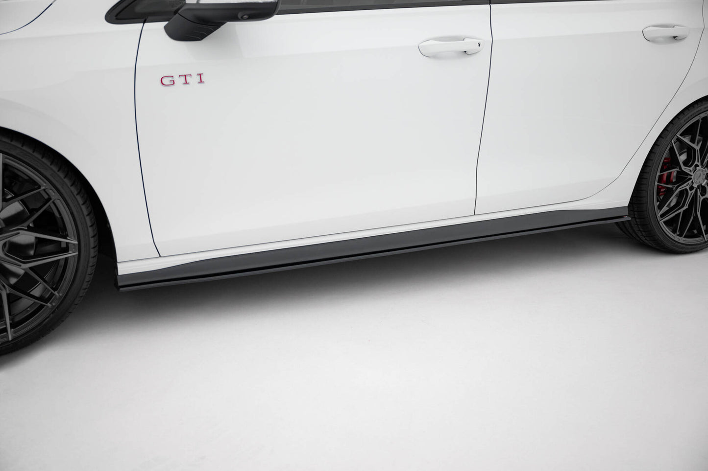 Dokładki Progów Golf GTI Mk8 Street Pro Maxton Design