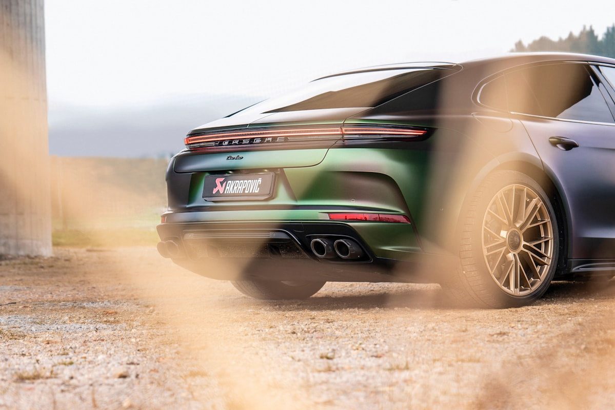 Akrapovič Zestaw montażowy 2025 P-MF1052 – Porsche Panamera 976 – zdjęcie 7