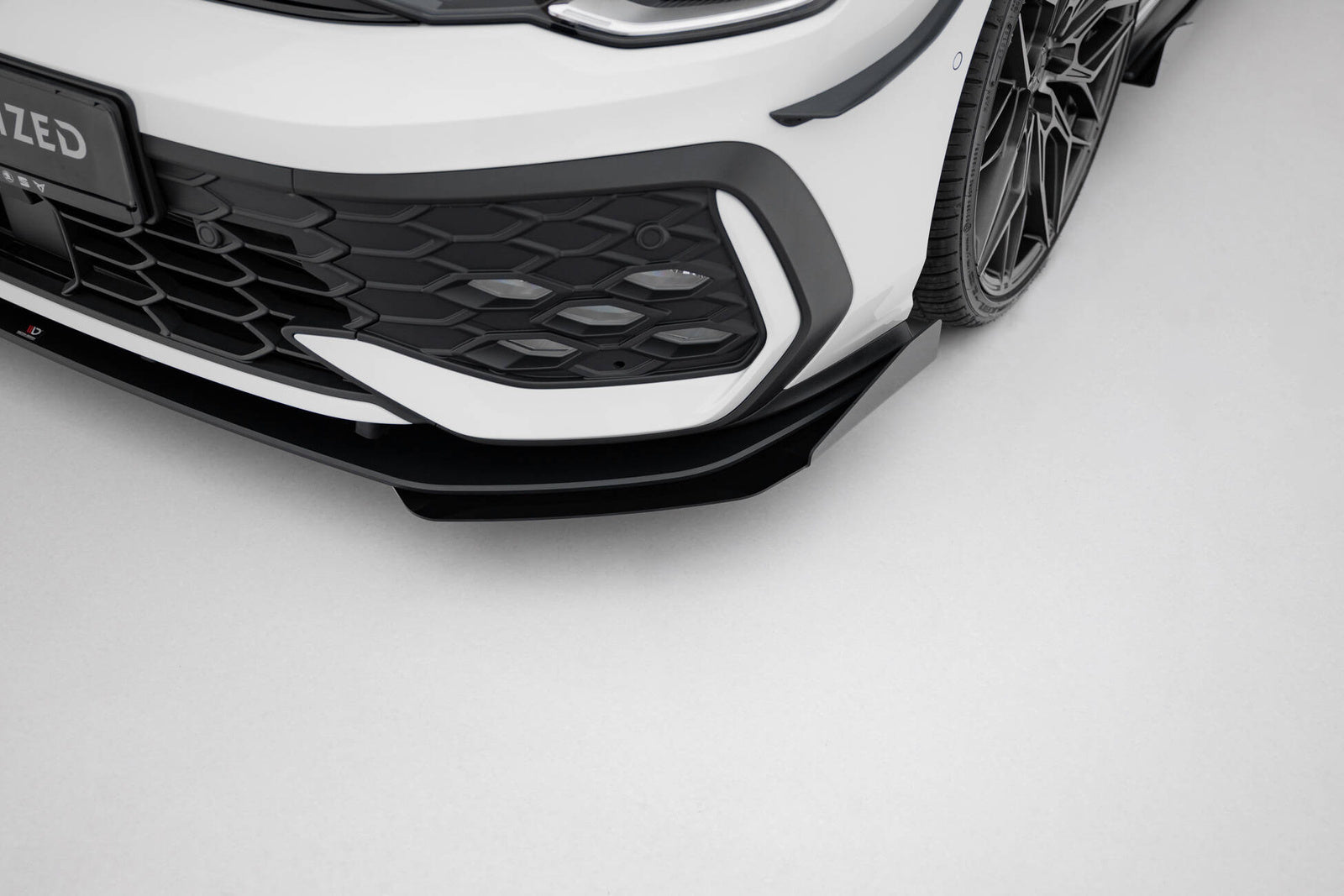Flapsy Splittera VW Golf GTI Mk8 Facelift Maxton Design
