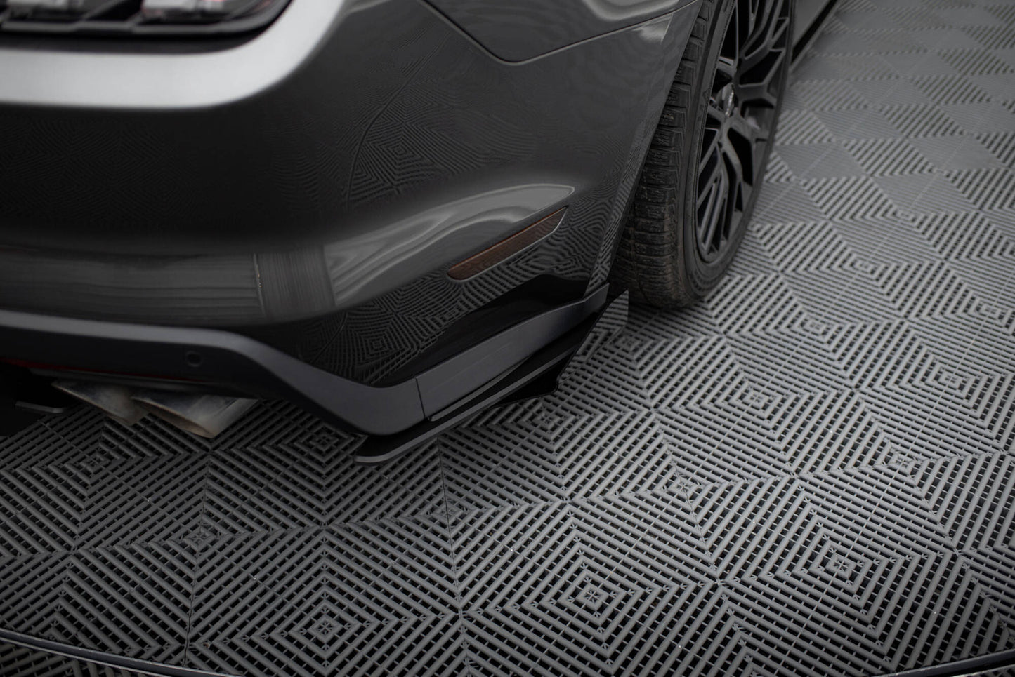 Flapsy Tylne Boczne Maxton Ford Mustang GT Mk6