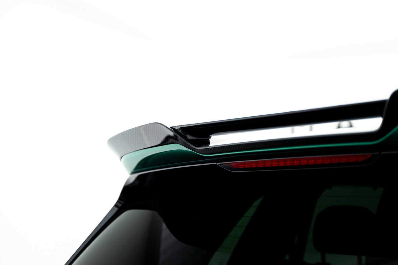 Karbonowy Spoiler Klapy BMW X5 M F95 Facelift Maxton