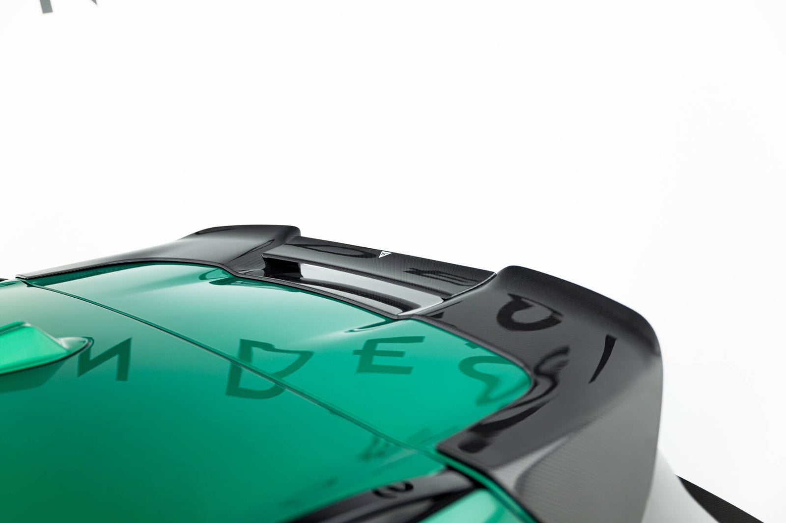 Karbonowy Spoiler Klapy BMW X5 M F95 Facelift Maxton
